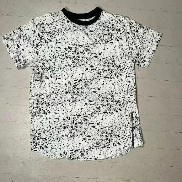 The Rolling Paper Brand Skater Punk White W/ Black Spotted Splatter Mens Size: L - Picture 1 of 6